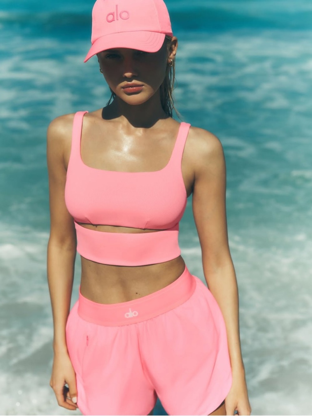 Alo yoga neon bubblegum Pink slit sports bra